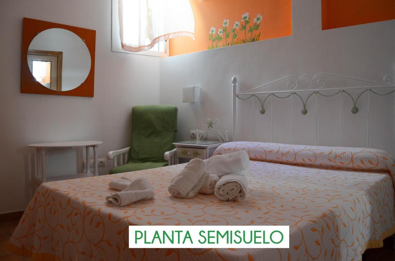 Hotel Hostal Dona Antonia Punta Umbría Esterno foto
