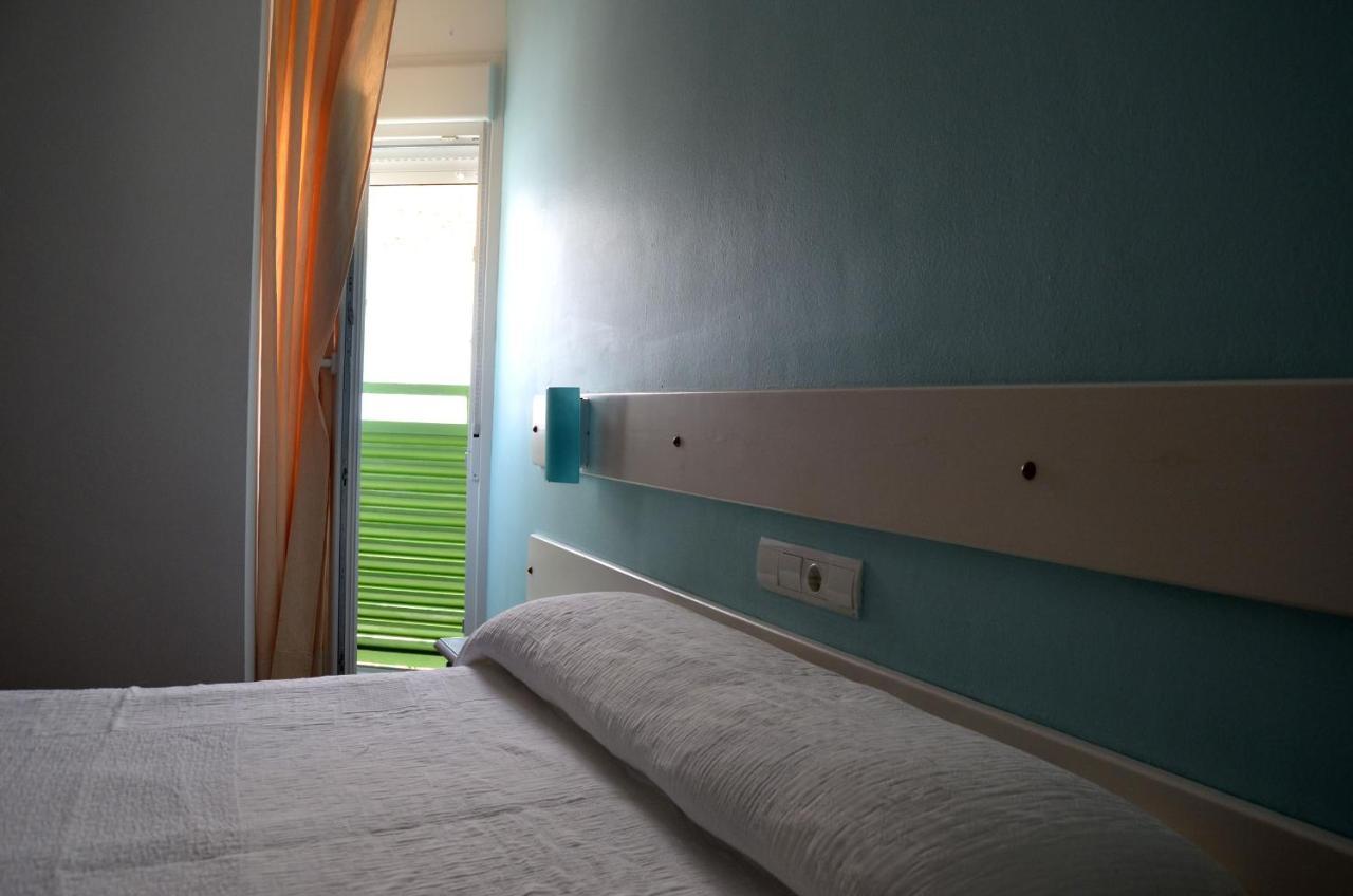 Hotel Hostal Dona Antonia Punta Umbría Esterno foto