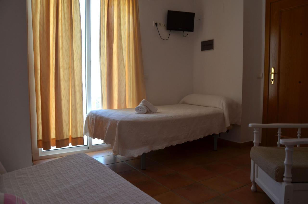 Hotel Hostal Dona Antonia Punta Umbría Esterno foto