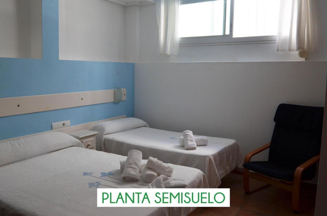 Hotel Hostal Dona Antonia Punta Umbría Esterno foto